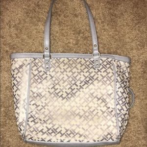 Tommy Hilfiger Purse